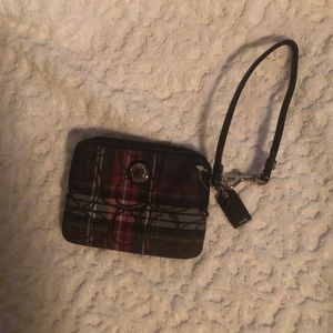 Coach small wristlet 🌟